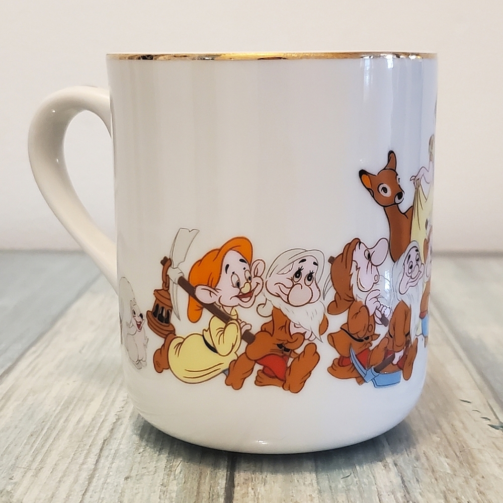 Vintage Disney World Snow White mug - Picture 3 of 4